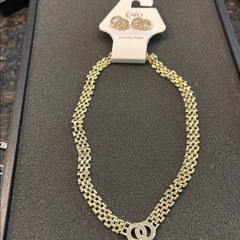Cato Gold Multi-Row Necklace with Intricate Design Earring Set